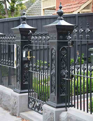 [MS995] Aluminium Decorative Lion Head Post Fence Post 230x230x1555mm - Pick up only